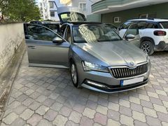 ASKERİ PERSONELDEN-BOYASIZ-DEĞİŞENSİZ-SUNROOFLU 2020 SKODA SUPERB