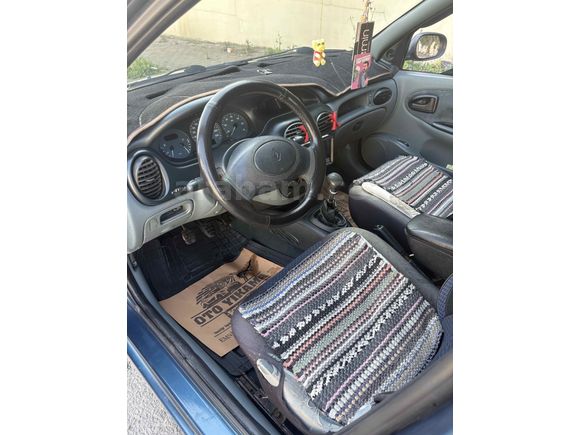 Sahibinden Renault Megane 1.6 RNA 1999 Model 
