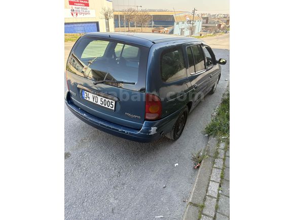 Sahibinden Renault Megane 1.6 RNA 1999 Model 
