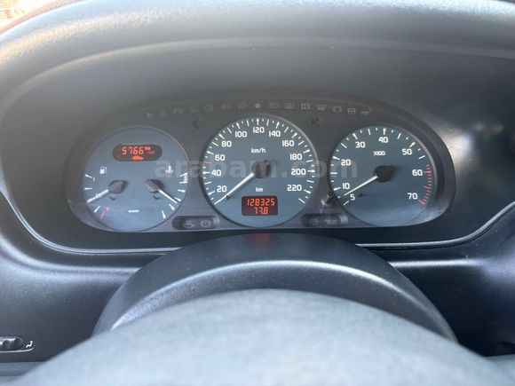 Sahibinden Renault Megane 1.6 RNA 1999 Model 