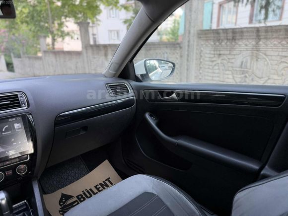 HATASIZ SIFIR AYARINDA JETTA BAKIMLI
