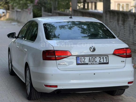 HATASIZ SIFIR AYARINDA JETTA BAKIMLI