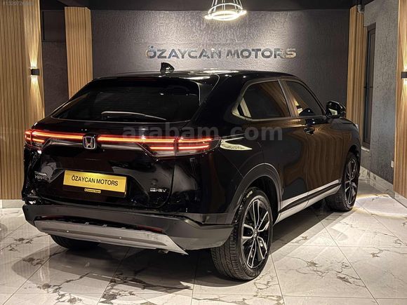 2024 MODEL 34 BİN KM HYBRİD ELEGANCE PAKET AZ HASARLI ARAÇ