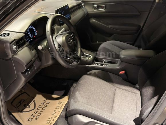 2024 MODEL 34 BİN KM HYBRİD ELEGANCE PAKET AZ HASARLI ARAÇ