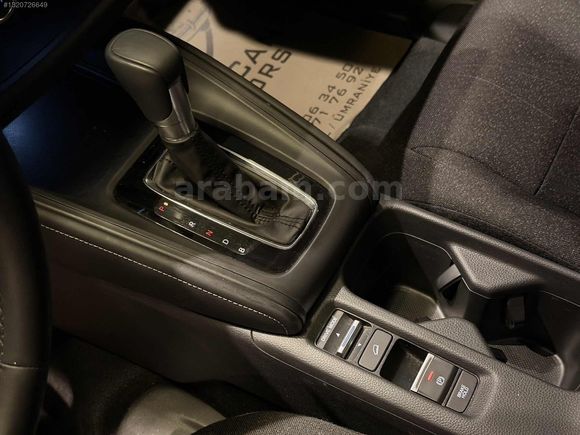 2024 MODEL 34 BİN KM HYBRİD ELEGANCE PAKET AZ HASARLI ARAÇ