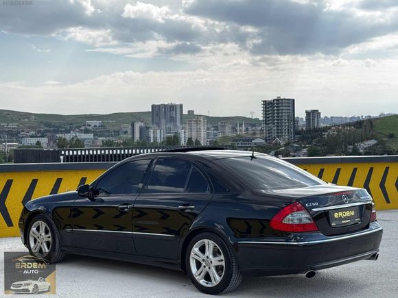 ERDEM'DEN 2007 MAKYAJLI MERCEDES