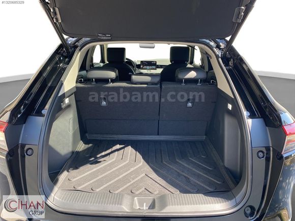 RENEW CİHAN PLAZA HONDA H-RV 1.5 e-HEV ADVANCE HATASIZ