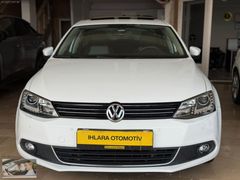 2014 BOYASIZ 170 000 DE LED FAR STOP SUNROOF 1.6 TDI HİGHLİNE