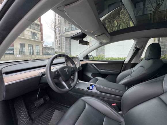 Sahibinden Tesla Model Y Long Range AWD 2023 Model 