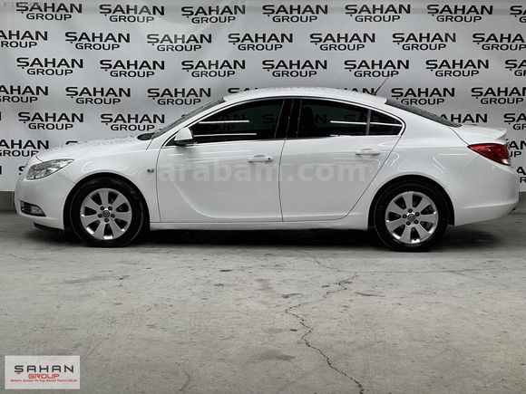 2012 OPEL İNSİGNİA 2.0 CDTI EDITION 130HP 270.000 KM EMSALSİZ