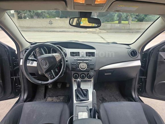 Sahibinden Mazda 3 1.6 Touring 2011 Model 