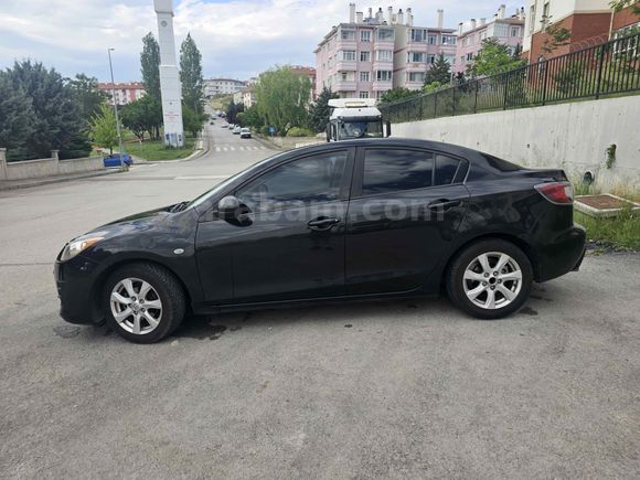 Sahibinden Mazda 3 1.6 Touring 2011 Model 