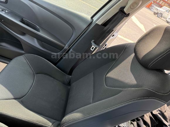 Sahibinden Renault Clio 1.5 dCi Joy 2016 Model  190.000 km Beyaz