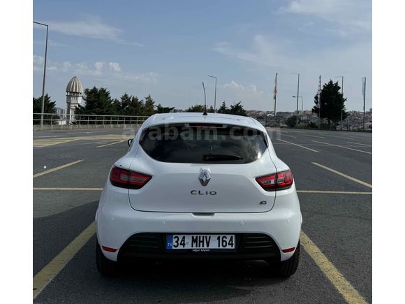 Sahibinden Renault Clio 1.5 dCi Joy 2016 Model  190.000 km Beyaz