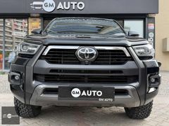 TOYOTA HİLUX 2.4 INVINCIBLE 4X4 40.000 KM'DE SERVİS BAKIMLI