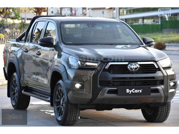 2025 Toyota Hilux 2.4 D-4D 4x4 Invincible BOYASIZ FATURALI