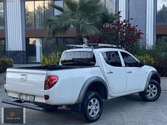 YILDIZ'DAN 2011 MITSUBISHI L200 INVITE 4x2 TEMİZ BAKIMLI