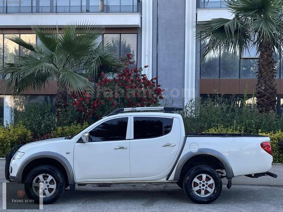 YILDIZ'DAN 2011 MITSUBISHI L200 INVITE 4x2 TEMİZ BAKIMLI