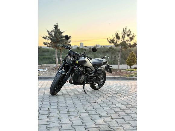 Sahibinden Husqvarna Svartpilen 250