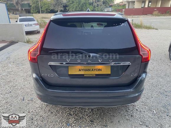VOLVO XC60 2.0 D D4 ADVANCE