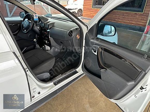 2011 MODEL 4X4 DUSTER.. LAUREATE.. 6 VİTES.. KUSURSUZ...