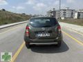 MAKYAJLI KASA DUSTER 4x2 1.5 DİZEL 110 BEYGİR 6 İLERİ LAUREATE