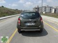MAKYAJLI KASA DUSTER 4x2 1.5 DİZEL 110 BEYGİR 6 İLERİ LAUREATE