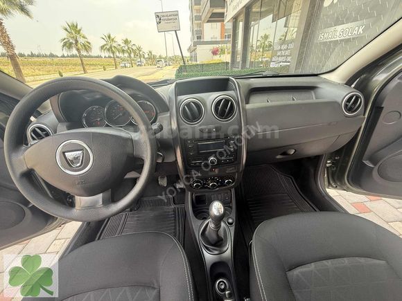 MAKYAJLI KASA DUSTER 4x2 1.5 DİZEL 110 BEYGİR 6 İLERİ LAUREATE