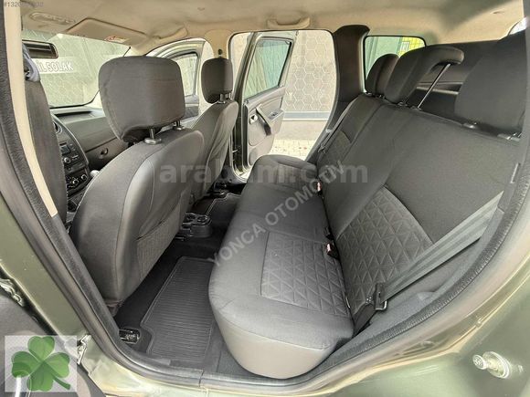 MAKYAJLI KASA DUSTER 4x2 1.5 DİZEL 110 BEYGİR 6 İLERİ LAUREATE
