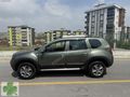 MAKYAJLI KASA DUSTER 4x2 1.5 DİZEL 110 BEYGİR 6 İLERİ LAUREATE