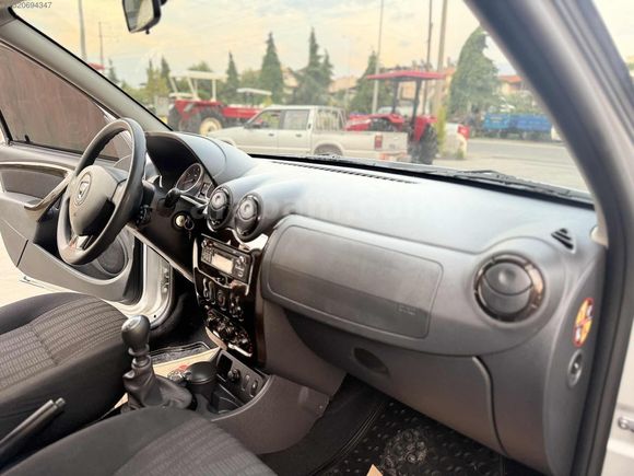 2012 Model boyasızzz sadece 60 bin km'de 110 luk 6 ileri duster.