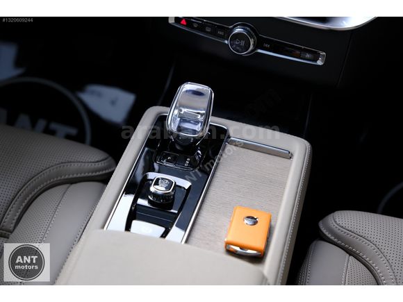 HATASIZ BAYİ 2025 VOLVO XC90 2.0 B5 PLUS BRIGHT+22 JANT+MASAJ FL