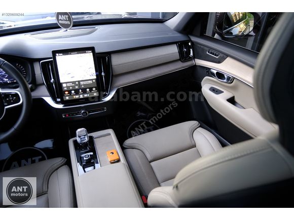 HATASIZ BAYİ 2025 VOLVO XC90 2.0 B5 PLUS BRIGHT+22 JANT+MASAJ FL