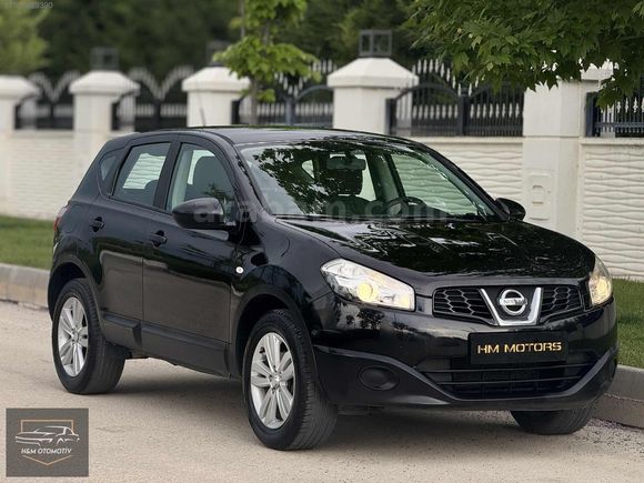 H&M MOTORS NİSSAN QASHQAİ 1.6 HATASIZ / BOYASIZ 156.000 KM