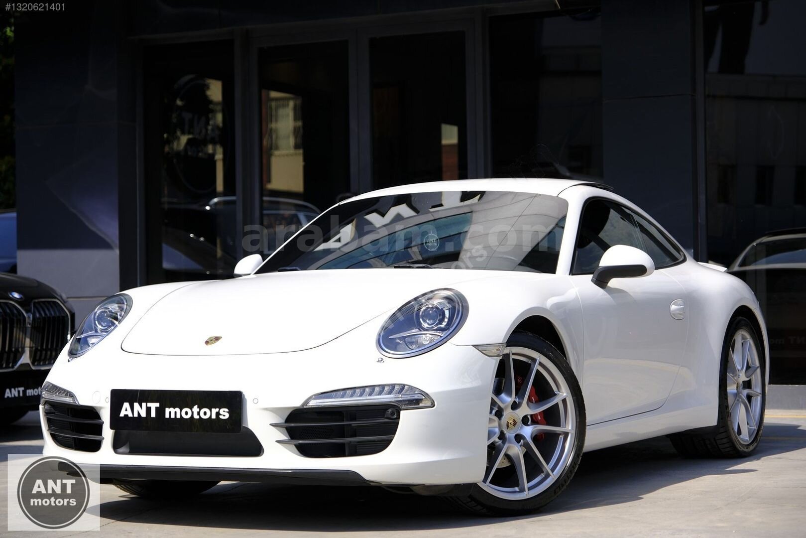 Galeriden Porsche 911 Carrera 2012 Model İstanbul 75.000 km Beyaz 4