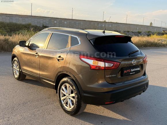 2015 / NİSSAN / Qashqai / 1.6 DCİ / SKY PACK / CAM TAVAN