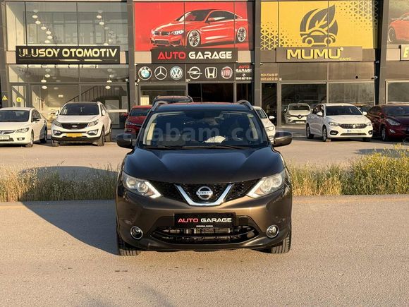 2015 / NİSSAN / Qashqai / 1.6 DCİ / SKY PACK / CAM TAVAN