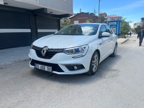 Öğretmenden Renault Megane 1.5 Blue DCI Joy 2020 Model