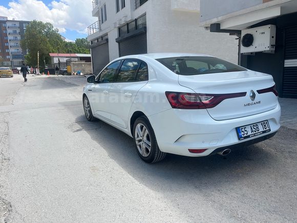 Öğretmenden Renault Megane 1.5 Blue DCI Joy 2020 Model