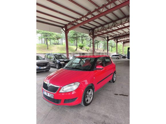 Sahibinden Skoda Fabia 1.2 Ambition 2012 Model