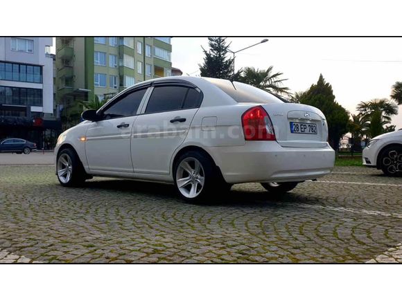 Sahibinden Hyundai Accent Era 1.4 Team 2011 Model 