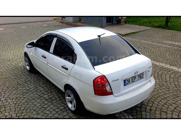 Sahibinden Hyundai Accent Era 1.4 Team 2011 Model 