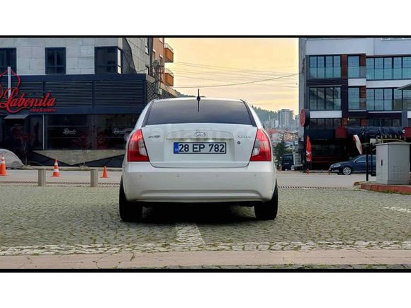 Sahibinden Hyundai Accent Era 1.4 Team 2011 Model 