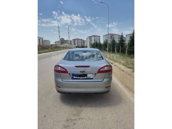 Sahibinden 192 bin km de temiz mondeo