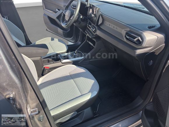 2025 MODEL DUSTER TECHNO 1.3 EDC 6200KM DE