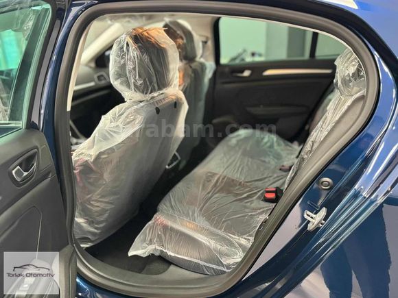 0026 MEGANE 1.3 TCE İCON HATASIZ BOYASZ