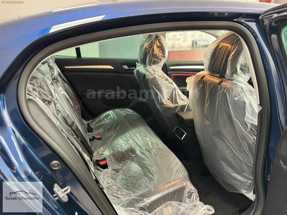 0026 MEGANE 1.3 TCE İCON HATASIZ BOYASZ