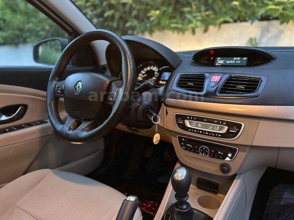 MASAL OTOMOTİVDEN EMSALSİZ MEGAN 105'LİK 6 İLERİ EXPRESSİON