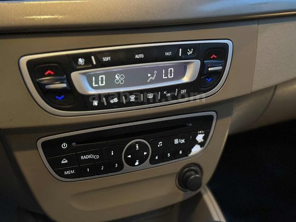 MASAL OTOMOTİVDEN EMSALSİZ MEGAN 105'LİK 6 İLERİ EXPRESSİON