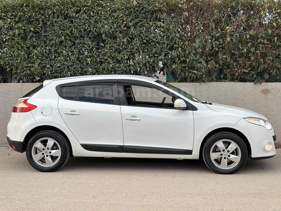 MASAL OTOMOTİVDEN EMSALSİZ MEGAN 105'LİK 6 İLERİ EXPRESSİON
